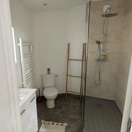 Avec Terrasse Et Balcon Bouzel