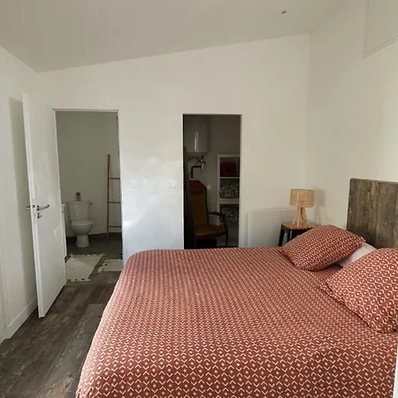 Avec Terrasse Et Balcon Bouzel